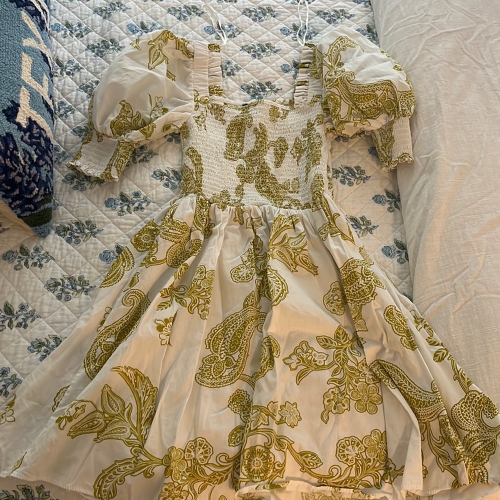 1.State Puff Sleeve Dress